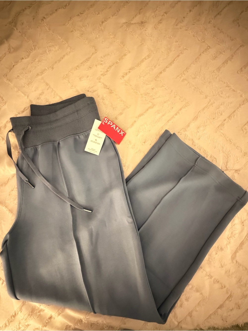 Spanx Air Essentials Blue Luxe Straight Leg Pants, Size XL - Picture 5 of 7
